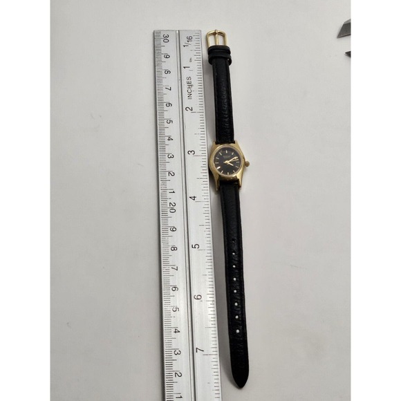 Rare Vintage Sharp Ladies Watch Gold Tone Water Resist Leather New Battery - Picture 10 of 10